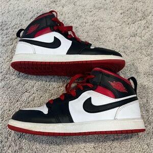 Kids Jordan’s size 2 worn with love